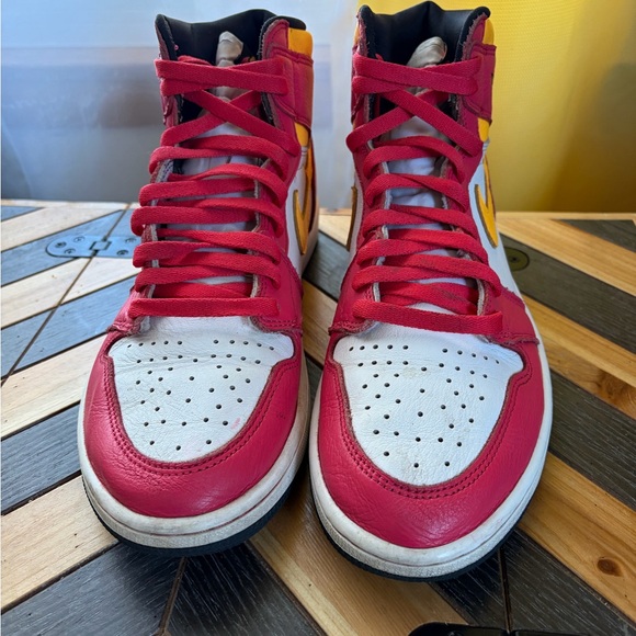 Air Jordan 1 retro light fusion Red and Yellow High-Top Sneakers main image 2